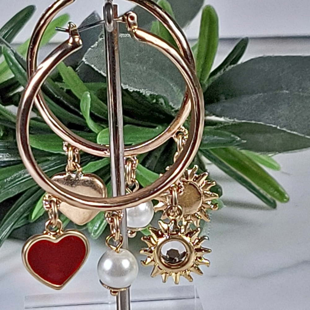 Chico's Heart Charm Hoop Earrings Pierced Katy Collection Heart Pearl Su… - Picture 4 of 9